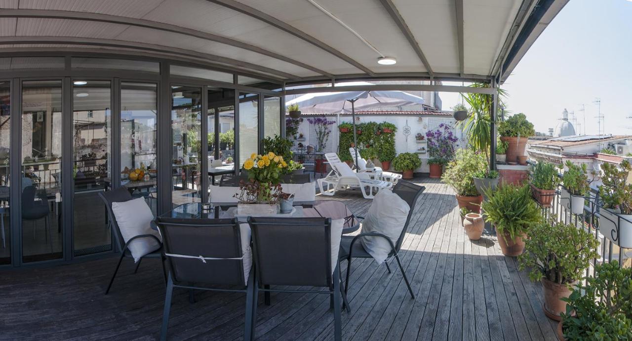 La Terrazza Ai Miracoli *