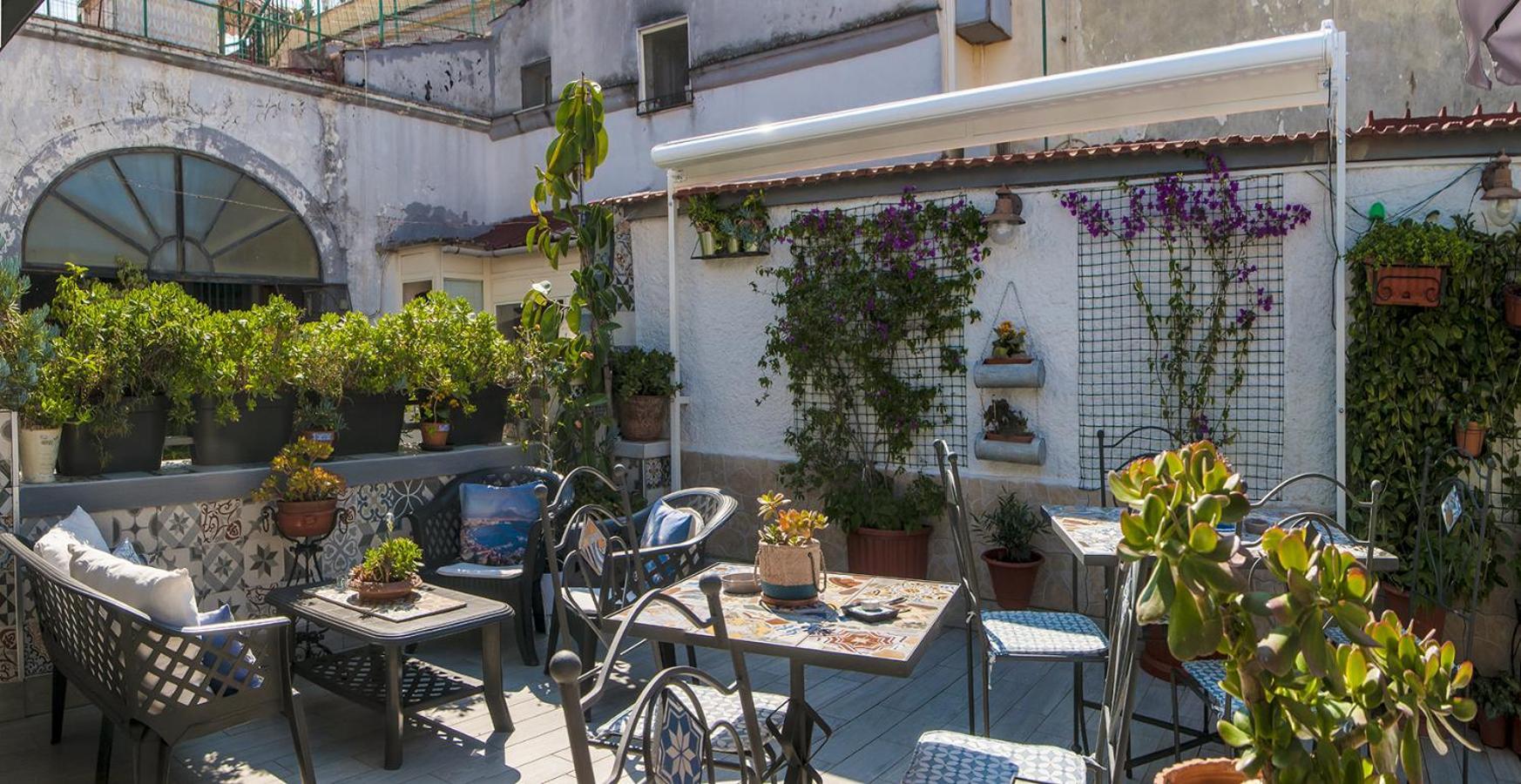 La Terrazza Ai Miracoli Bed & Breakfast Napoli