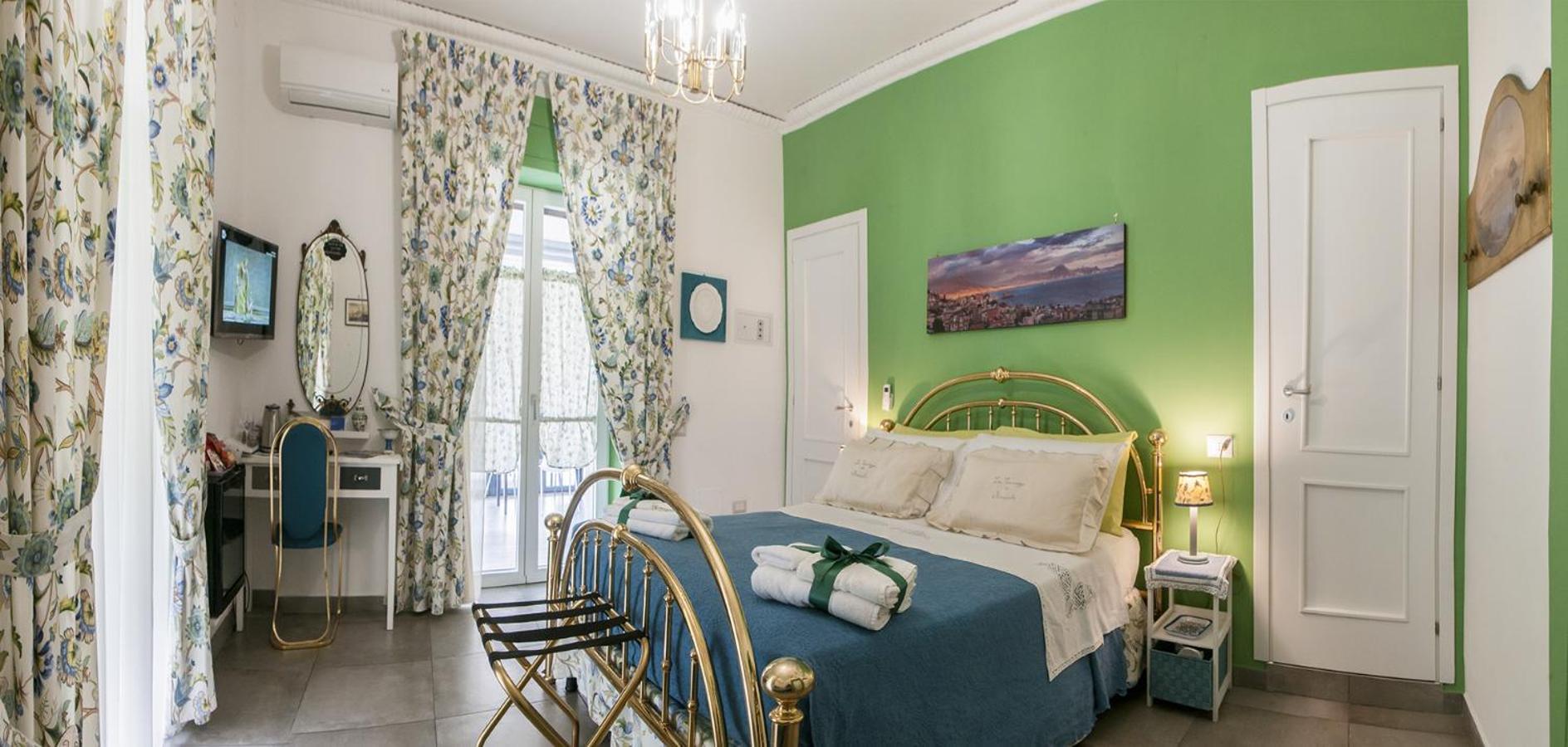 La Terrazza Ai Miracoli Bed & Breakfast Napoli